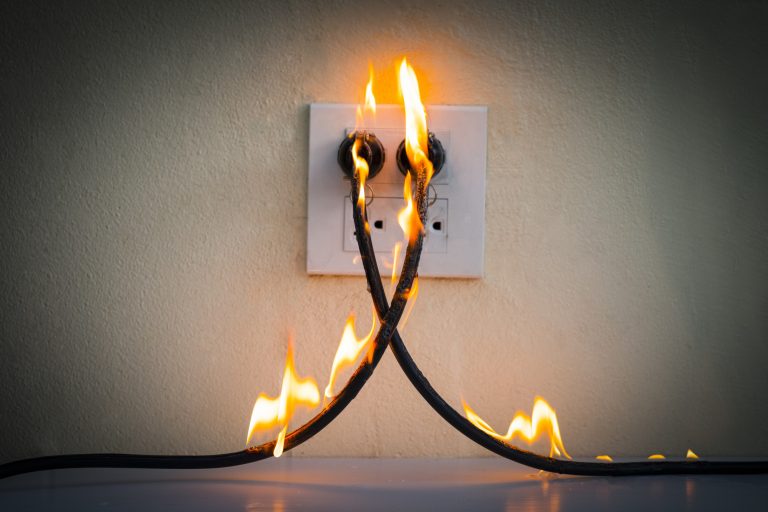 5 Warning Signs of Faulty Electrical House Wiring That You Should Never Ignore